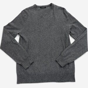 Saks Fifth Avenue Men's Gray Cashmere V-Neck Long Sleeve Sweater Size Medium
